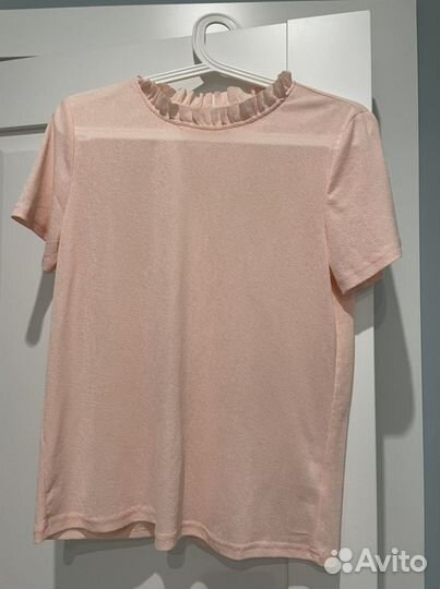 Блузки и кофточки