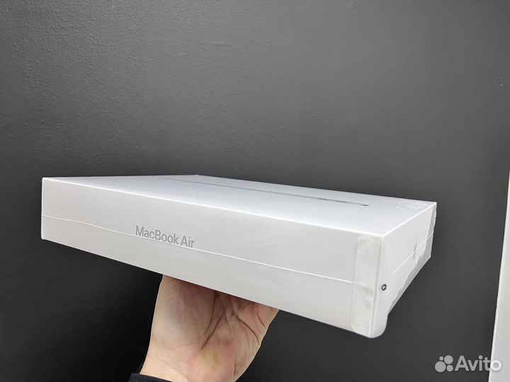 Apple MacBook Air M1 8/256Gb+Аксессуар