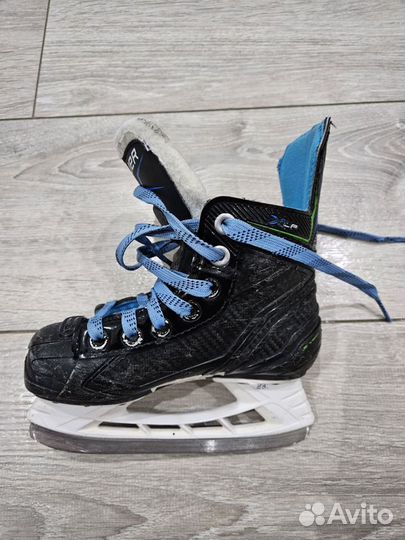 Детские хоккейные коньки Bauer X-LP YTH 10.0