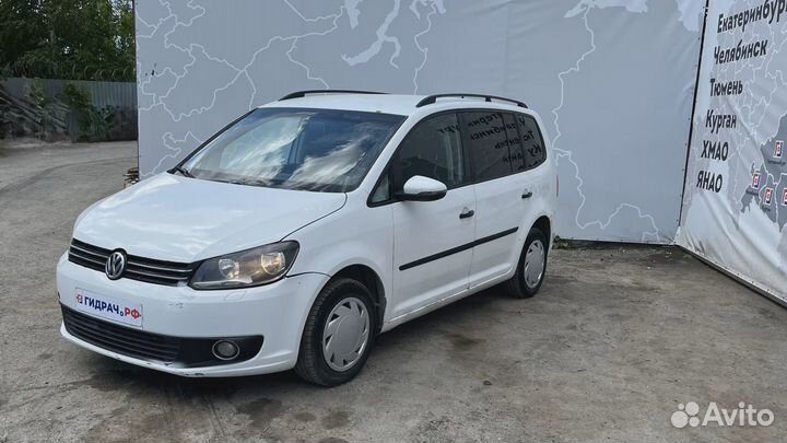 Петля капота правая Volkswagen Touran (1T3) 1T0823302F