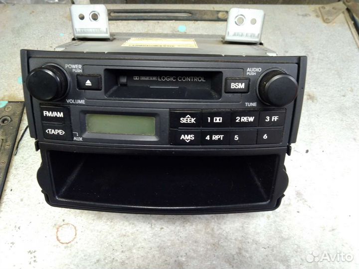 Магнитола штатная Grand Starex H1