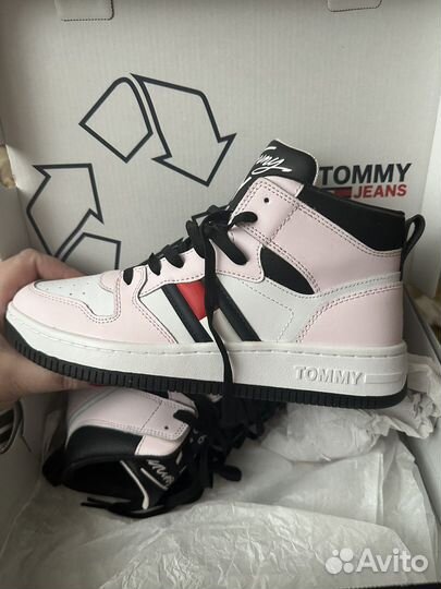 Кроссовки Tommy Hilfiger 39