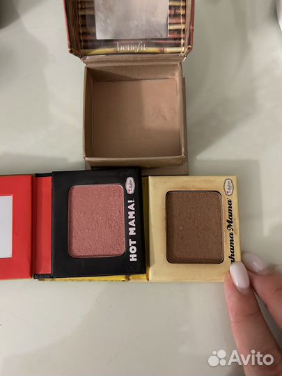 Бронзер benefit thebalm