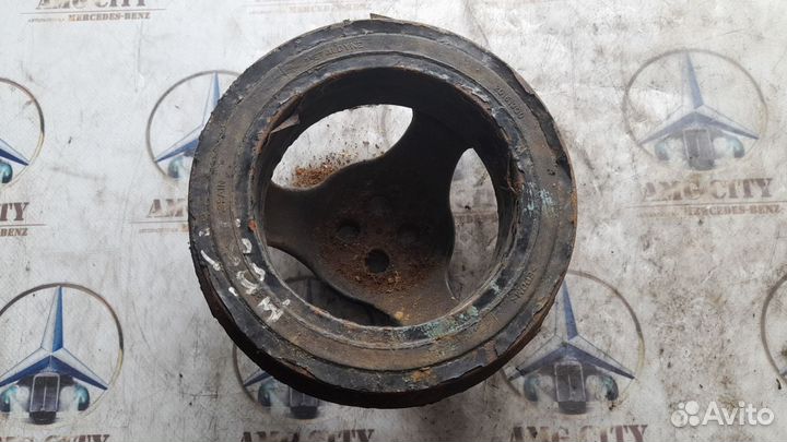 Мерседес E-Класс Шкив коленчатого вала