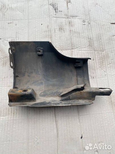 Накладка на порог задняя левая Volkswagen Passat