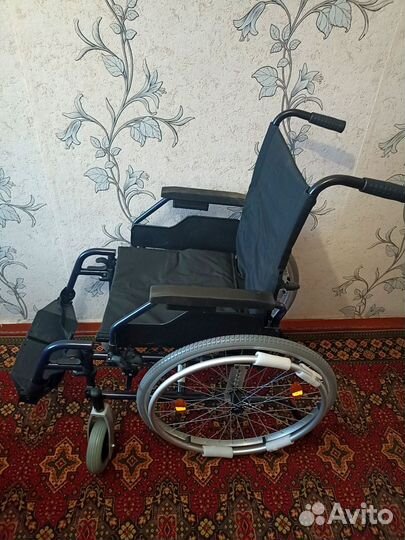 Коляска инвалидная