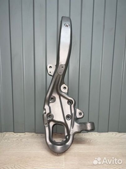 Кулак передний правый Jaguar Xf 2 X260 2018