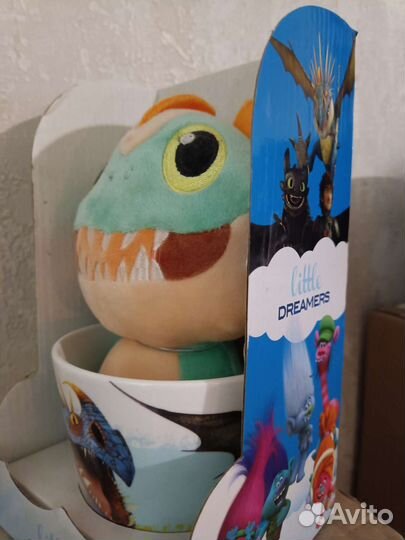 Кружка с игрушкой dream works, громгильда