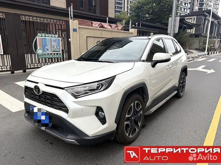 Toyota RAV4 2.0 CVT, 2021, 35 000 км