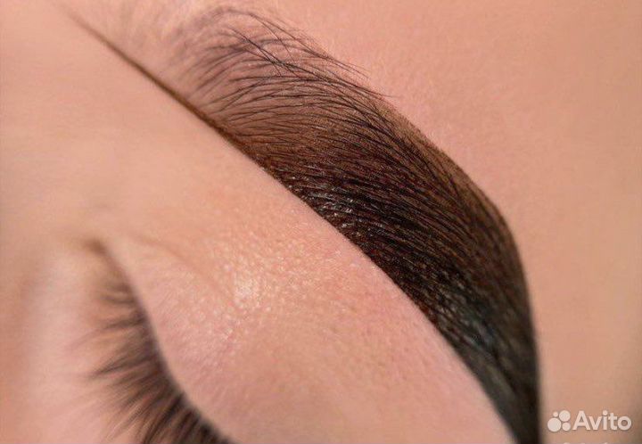 Модель на ламинирование ресниц и бровей