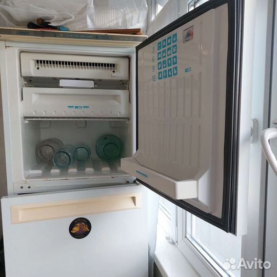 Холодильник бу stinol NF 330 4T