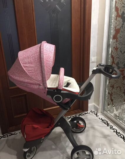 Коляска stokke