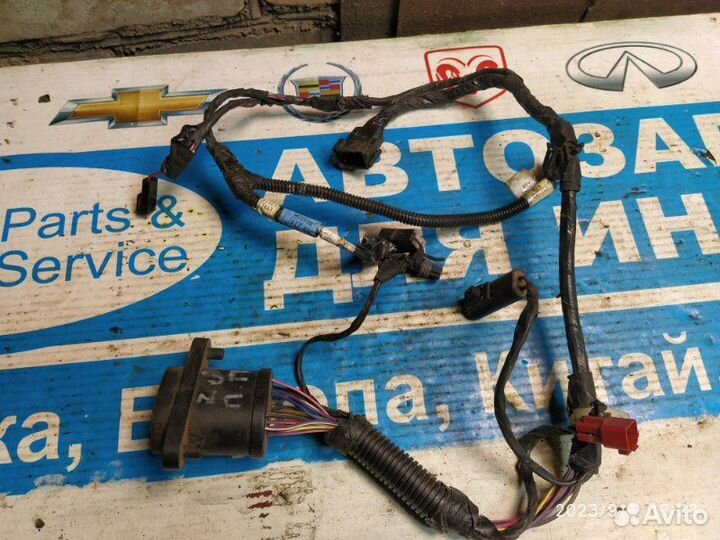 Проводка двери перед.прав. Jeep Gr. Cherokee 93-98