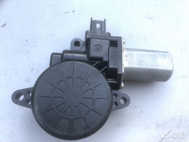 Моторчик эсп задний правый Mazda 3 BL