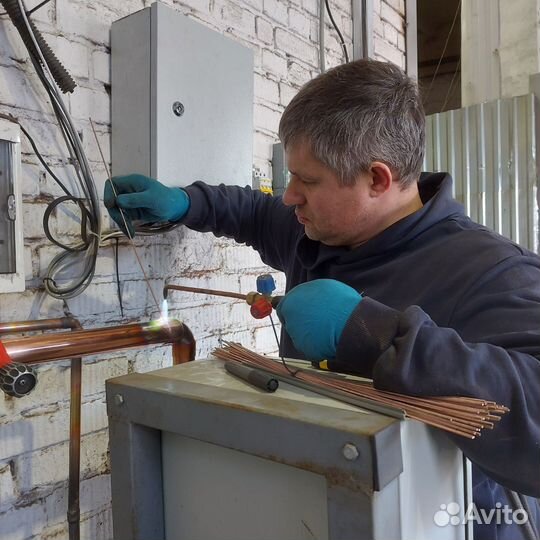 Монтаж холодильных камер