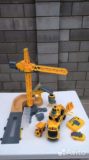 Игрушки для мальчика