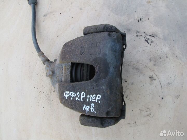 Суппорт передний левый Ford Focus 2 рест