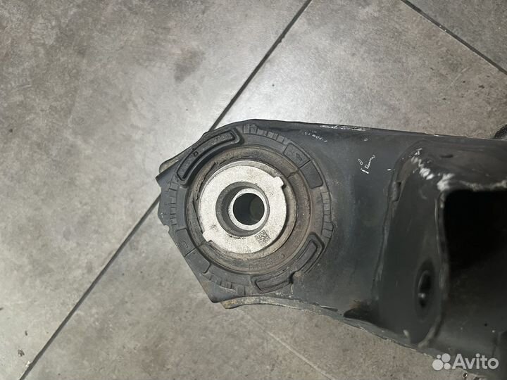 Подрамник (балка) AMG на w205