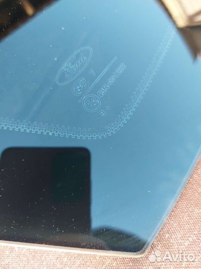 Стекло боковое Форд фокус 2