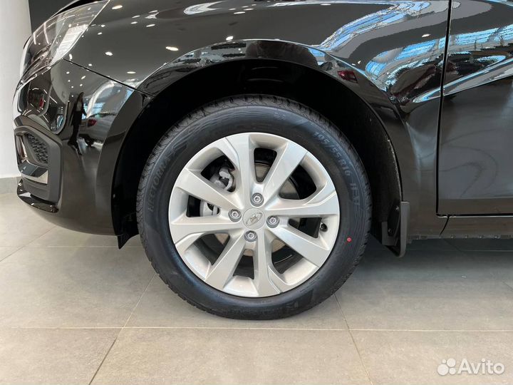 LADA Vesta 1.8 CVT, 2024