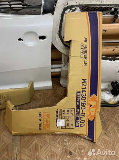 Крыло переднее левое Mazda 3 BK седан