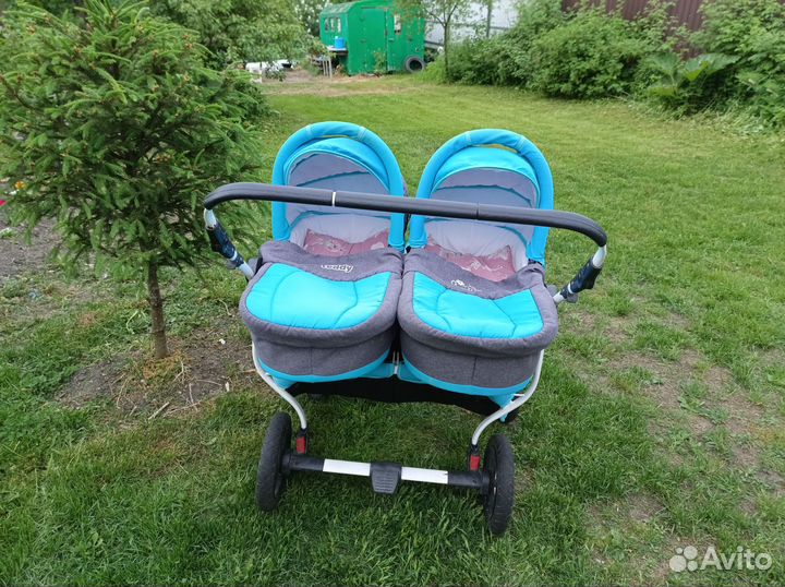 Коляска для двойни