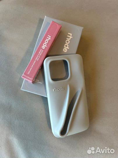 Чехол Rhode на 14 Pro с блеском для губ