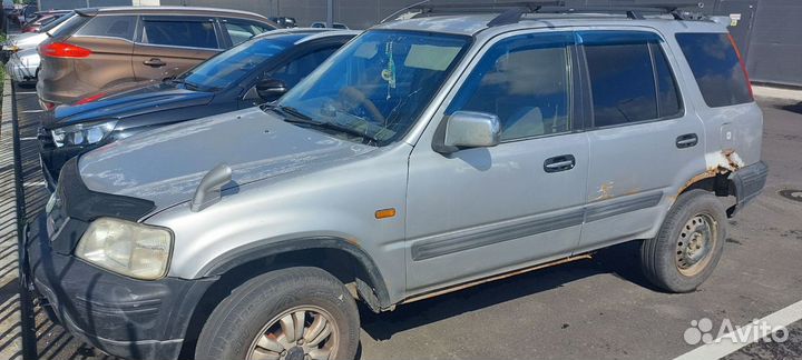 Honda CR-V 2.0 AT, 1997, битый, 465 000 км