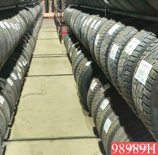 Bridgestone Blizzak VRX 235/55 R17 99P