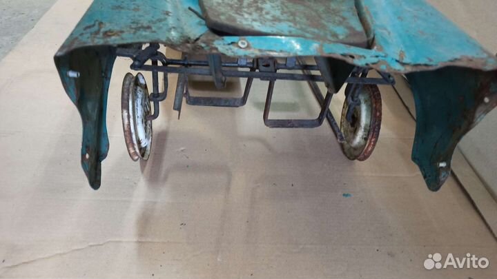 Педальная машина Нева СССР