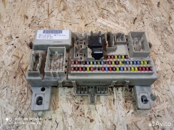 Блок предохранителей салона Ford Focus 2