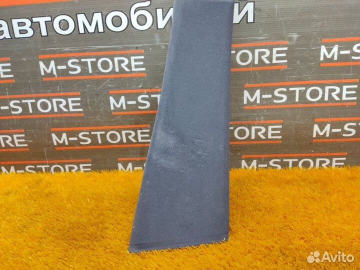 Обшивка стойки правая Mercedes-Benz E-Class W210