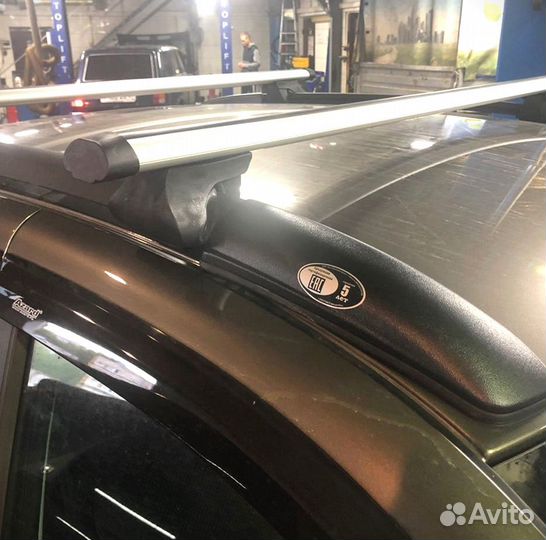 Багажник на рейлинги