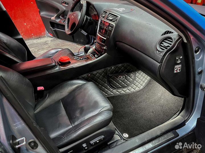 Автоковрики на Lexus IS 250