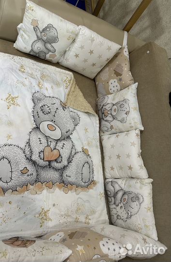 Бортики в детскую кроватку с одеялом