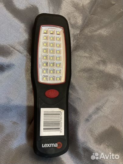 Фонарик черный на батарейках