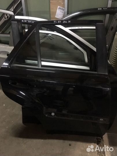 Мерседес мл 164 дверь зад правая