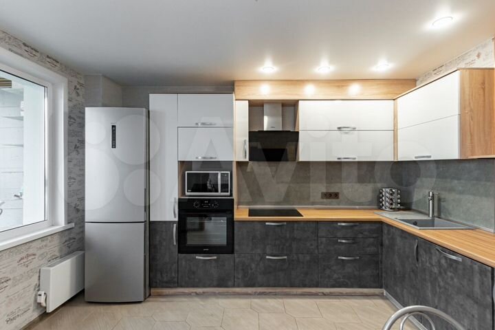 3-к. квартира, 83,5 м², 16/17 эт.