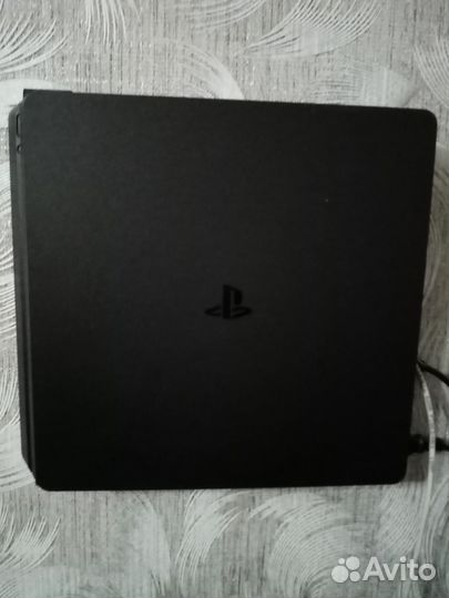 Sony PS4 slim