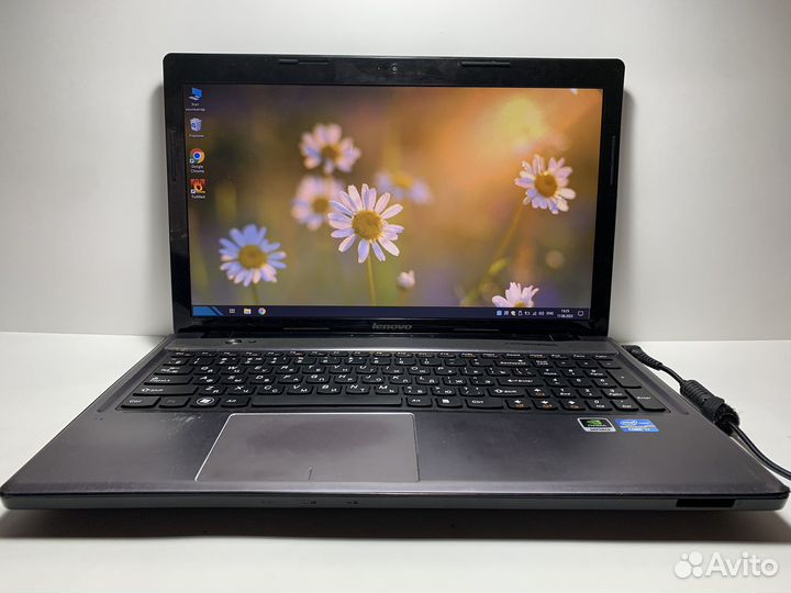 Мощный ноутбук Lenovo i7/2видеокарты/ssd256