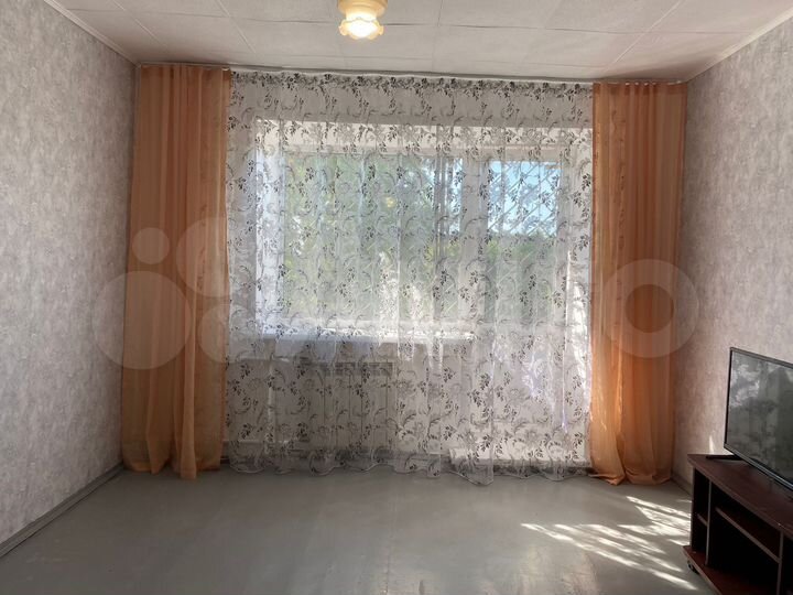 Комната 14 м² в 1-к., 3/5 эт.