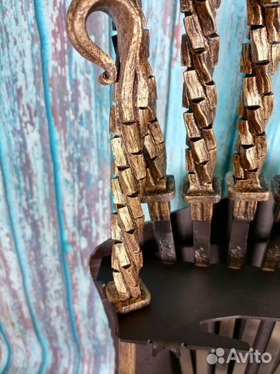 Каминный набор Щит-подставка Волк на 6 шампуров Мо