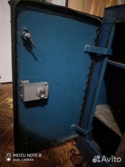 Оружейный сейф