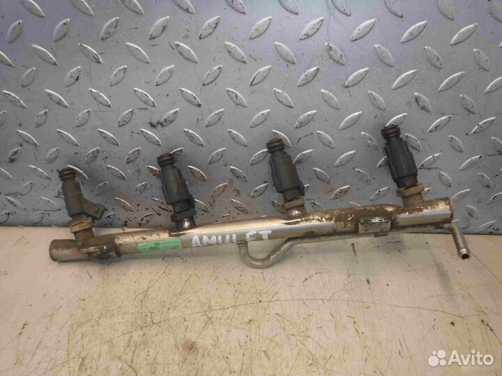 Рейка топливная (рампа) Chery Amulet (A15)