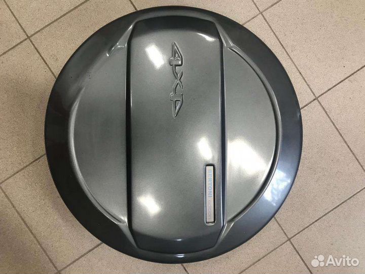 Колпак запасного колеса Нива Шевролет