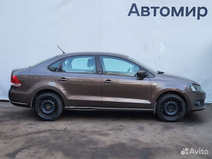 Volkswagen Polo 1.6 AT, 2015, 226 221 км