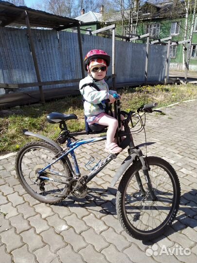 Детское кресло на велосипед