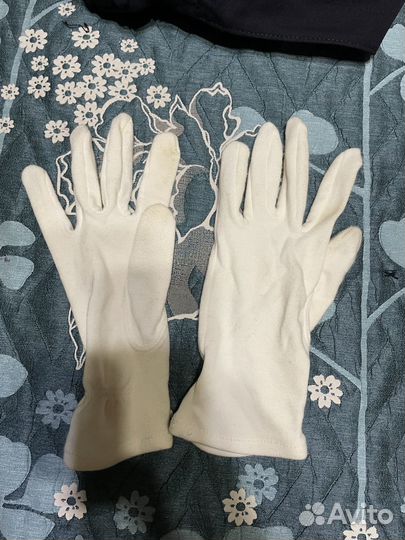 Перчатки парадные белые