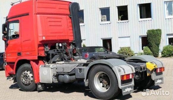 Pазбираем грузовик Mercedes-Benz Actros mpiii 2009