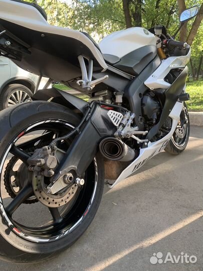 Yamaha R6
